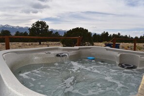 Hot Tub on Deck Looking Nortwest