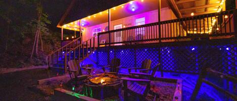 Amazing Lighting Experience with Fire Pit, Charis, Hot tub, Swings