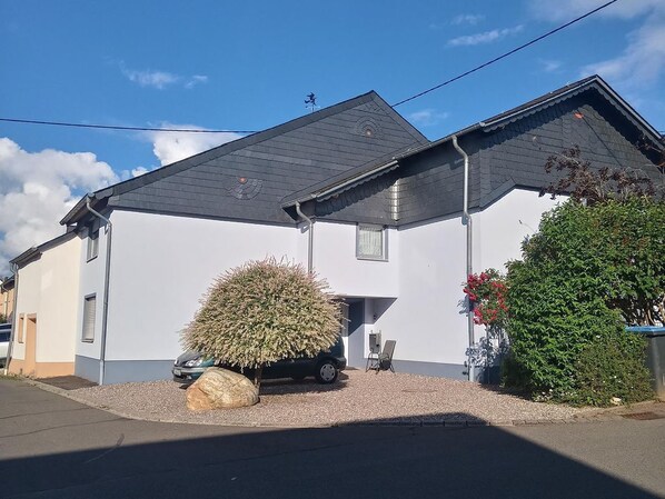 Ferienwohnung Zum Findling