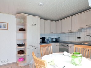 Ferienwohnung Zum Findling