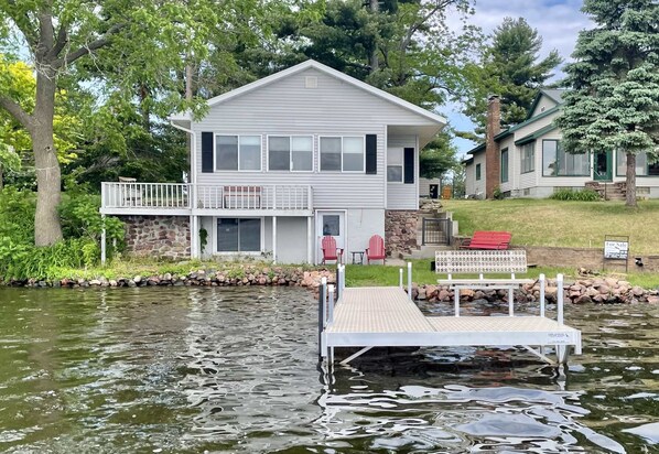 Lake side cabin with balcony and 20 ft dock