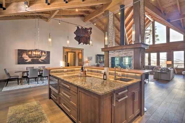 Private kitchen