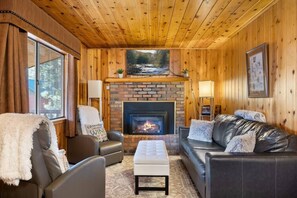TheLostResorts Cabin101 5