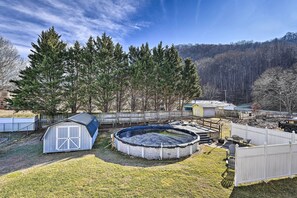 Yard Area | Seasonal Saltwater Pool