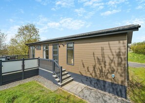 Walpole Premier - Keswick Reach Lodge Retreat, Bewaldeth, Keswick