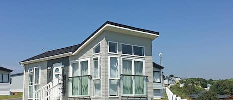 Tintagel Beach Shack