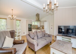 Uvedale - Keswick Reach Lodge Retreat, Bewaldeth, Keswick