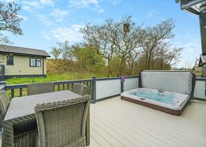 Uvedale Premier Select - Keswick Reach Lodge Retreat, Bewaldeth, Keswick