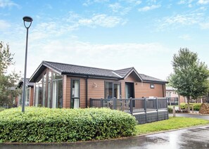 Oxburgh - Norfolk Woods Resort & Spa, Pentney, King’s Lynn