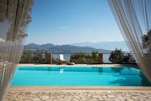 Private pool area with amazing sea/mountain views.