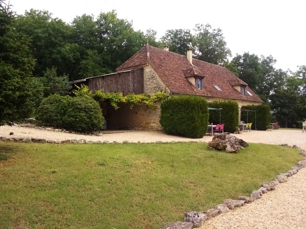 Exterior