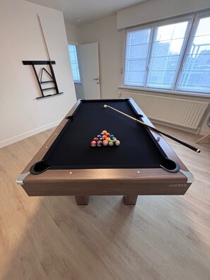 Billiard room