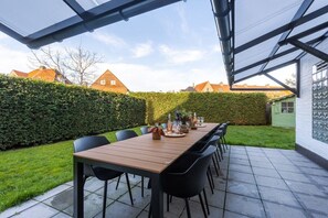 Large terras for family and friends