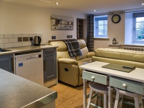 Open plan living space | Tyn Felin, Cemaes Bay