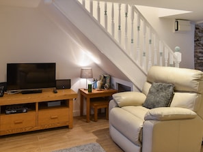 Open plan living space | Tyn Felin, Cemaes Bay