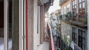 Cozy little balcony where you can take in the buzzing Porto air! #balcony