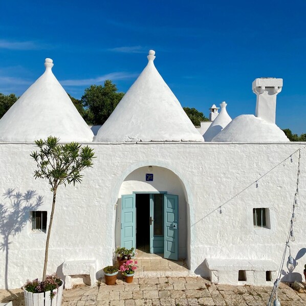 Borgo Fianco a Fianco - historisches Trullo Anwesen