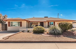 Charming home close to Old Town Scottsdale!