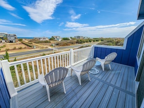 Sundeck 2023