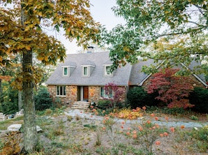 Perfect stone cottage, minutes to Blowing Rock
