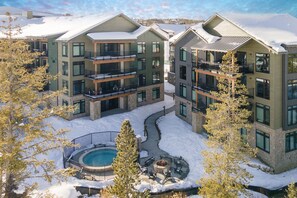 The large hot tub and common area fire pit. 