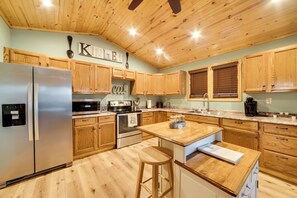 Kitchen | Basic Cooking Essentials | Coffee Maker