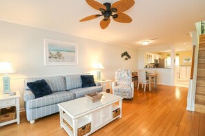 St. Augustine Ocean Front Rentals Living Room