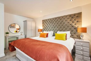 Number One Carlill, Whitby - Host & Stay