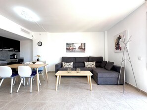 Living room-dining room (3)