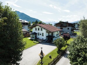 Haus Erika - Luftansicht