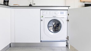 This apartment counts with a washing machine, for your convenience!
