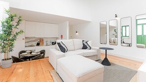 This apartment counts with lots of natural light, giving it a very warm and cozy feeling #lovely #bright