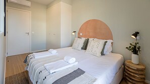 Comfortable double bed with clean linen! #rest #bedroom