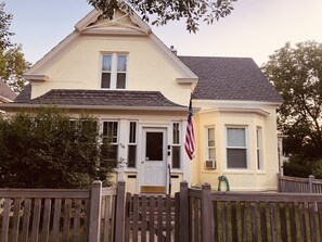 Through the gate and through the sunroom to your BnB. 