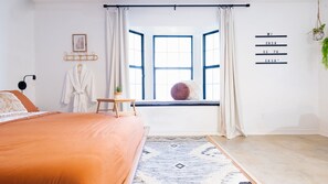 King Bed