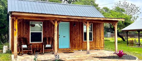 The Bunk House @ Hideaway Oaks