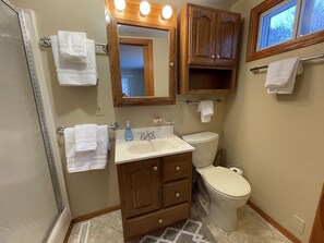 Full bathroom in Master Bedroom