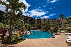 Kaanapali Shores Garden Pool