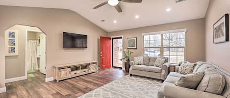 Bentonville Vacation Rental | 3BR | 2BA | Step-Free Access | 1,250 Sq Ft