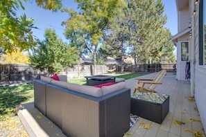 Fenced Backyard | Furnished Deck
