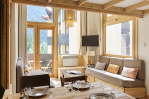 Sunny Living area