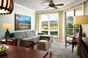 Living room comes equipped with a sleeper sofa (Island View).