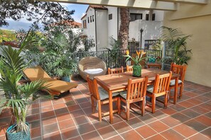 Villa 1- Outdoor patio is gorgeous with teak patio set and a new BBQ!