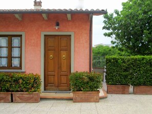 AUSSENORANGE WOHNUNG - POGGIO ALLA CAVALLA BAUERNHAUS