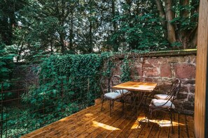 Espace repas extérieur 