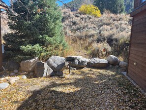 Small grassy area off deck