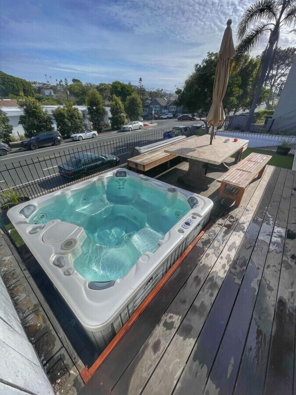 Hot tub available