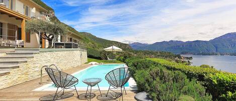 Villa Nadea - Mezzegra Tremezzina, Lake Como - NORTHITALY VILLAS vacation rental