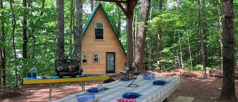 Cook, eat, and enjoy outside under the gazebo. 