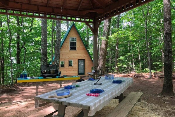 Cook, eat, and enjoy outside under the gazebo. 